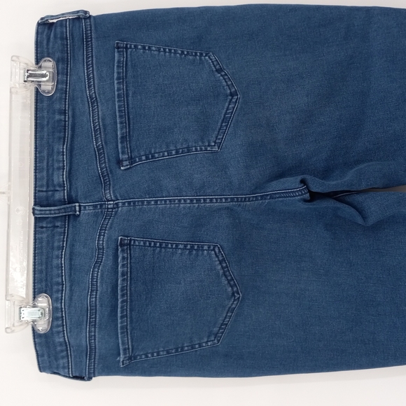 NYDJ Chloe Cropped Jeans Capri Cuffed Hem High Rise Casual Minimalist Size 8 - Picture 8 of 11